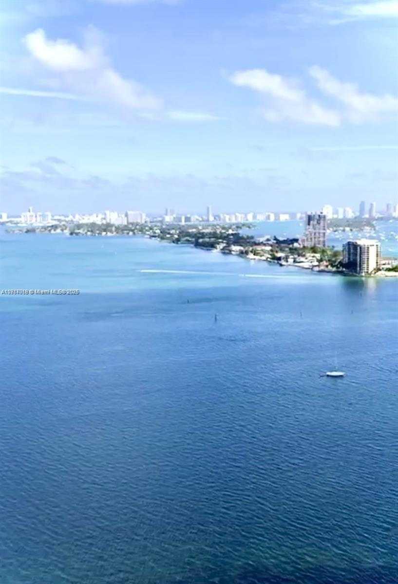 Small Image of 1800 NORTH BAYSHORE DR #2903, Miami Number 22