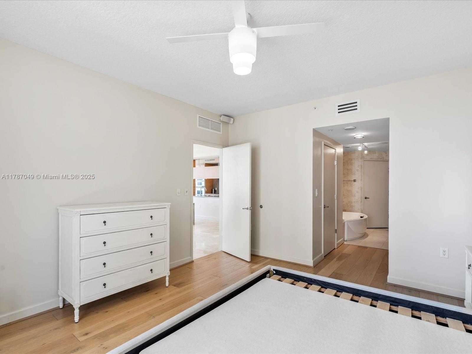 Small Image of 16275 COLLINS AVE #1604, Sunny Isles Beach Number 19