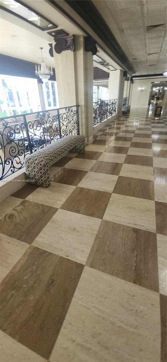 Imagen de Pequeño Objeto