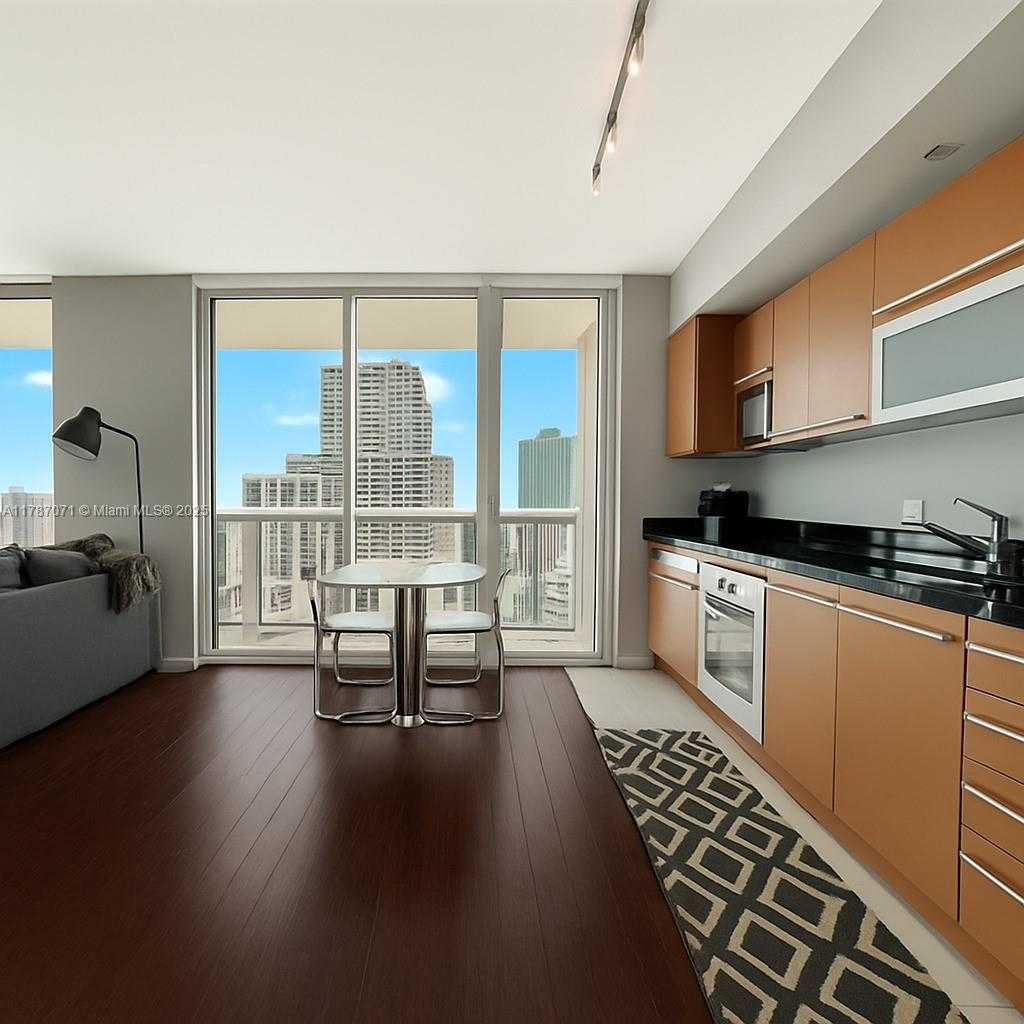 Small Image of 244 BISCAYNE BLVD #3007, Miami Number 10