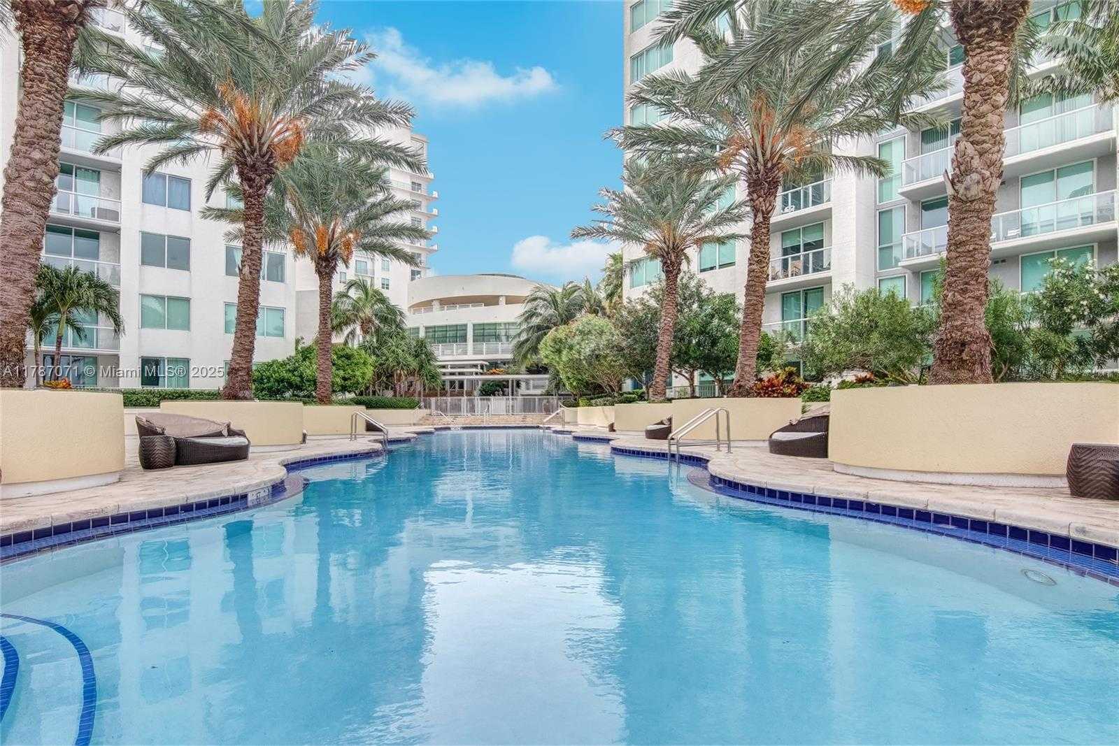 Small Image of 244 BISCAYNE BLVD #3007, Miami Number 18