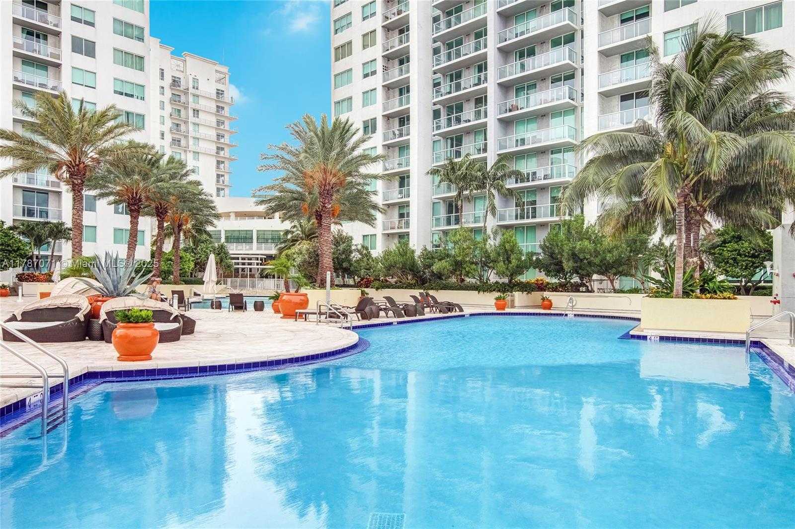 Small Image of 244 BISCAYNE BLVD #3007, Miami Number 19