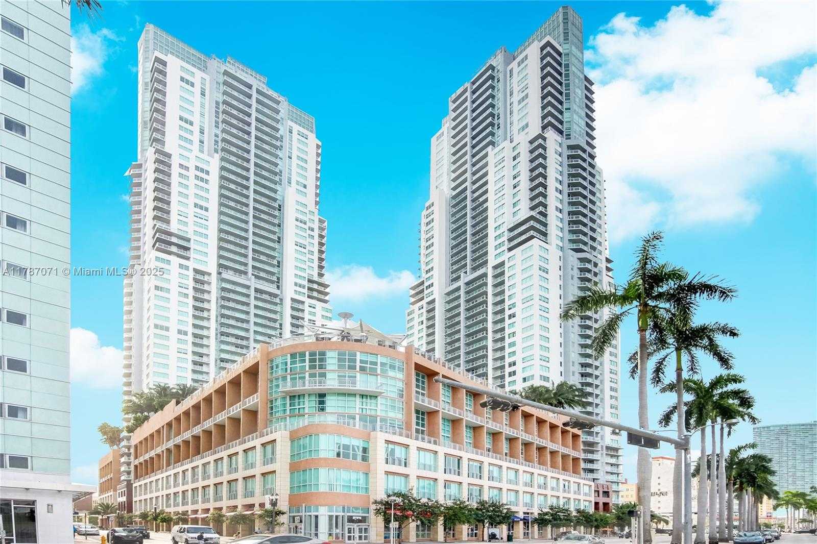 Small Image of 244 BISCAYNE BLVD #3007, Miami Number 45