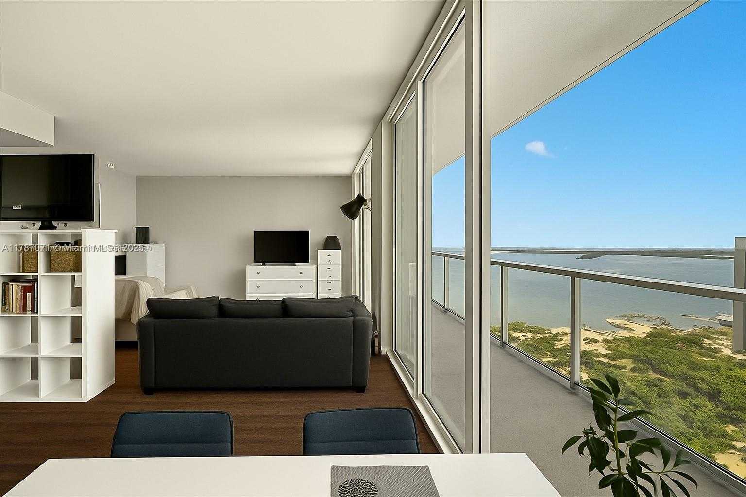 Small Image of 244 BISCAYNE BLVD #3007, Miami Number 7