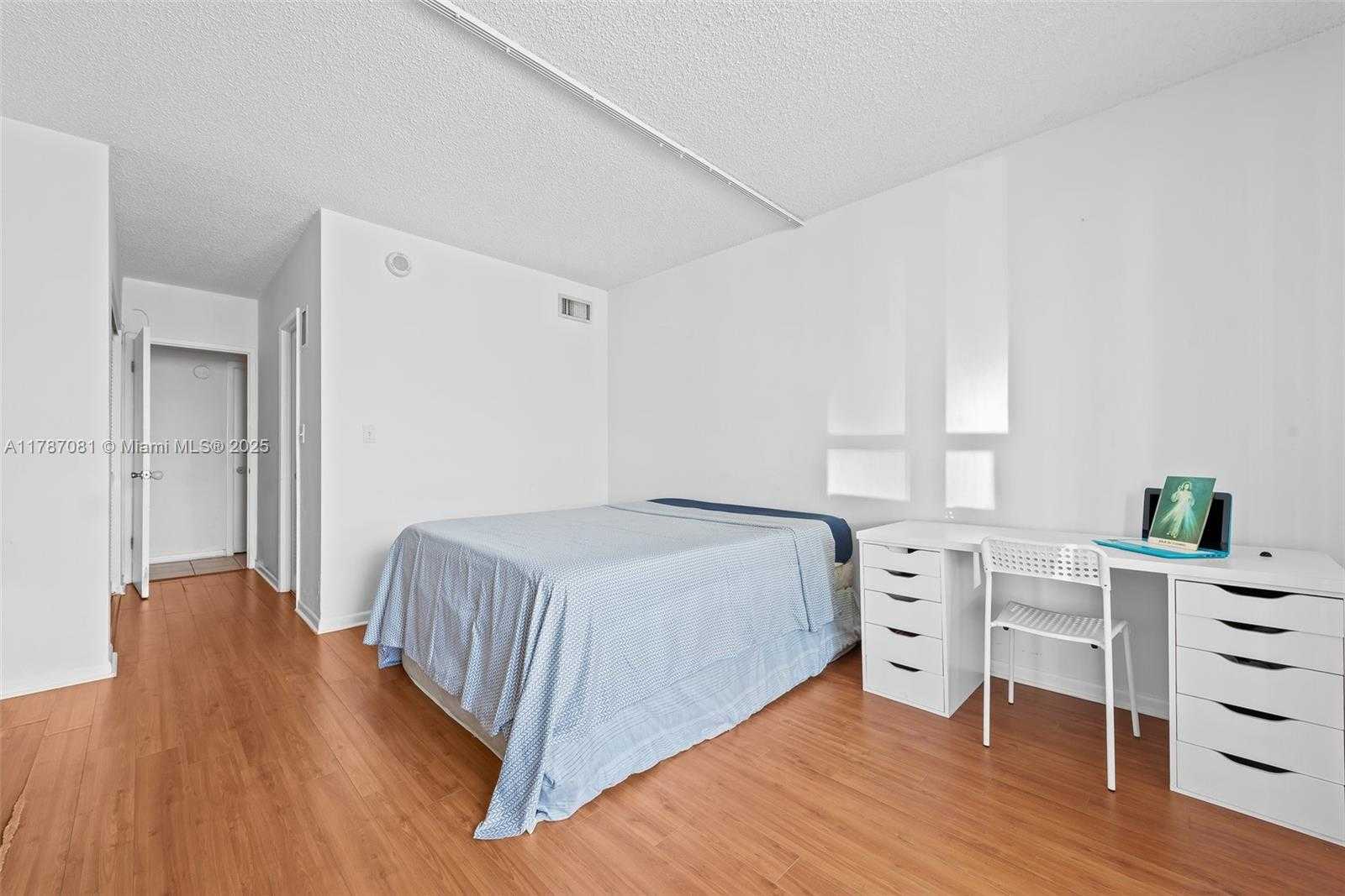 Small Image of 19380 COLLINS AVE #226, Sunny Isles Beach Number 8
