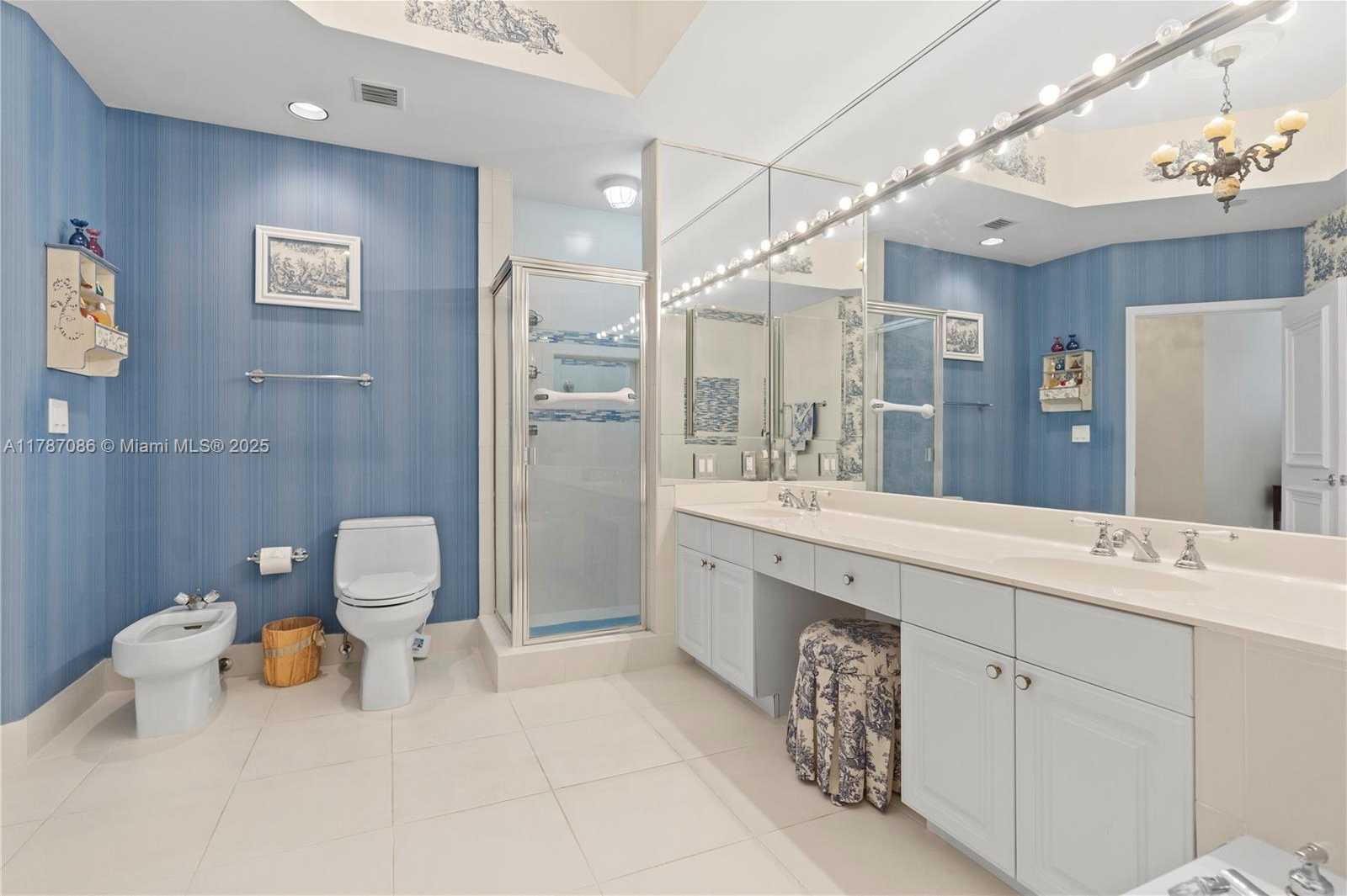 Small Image of 3600 YACHT CLUB DR #2001, Aventura Number 18