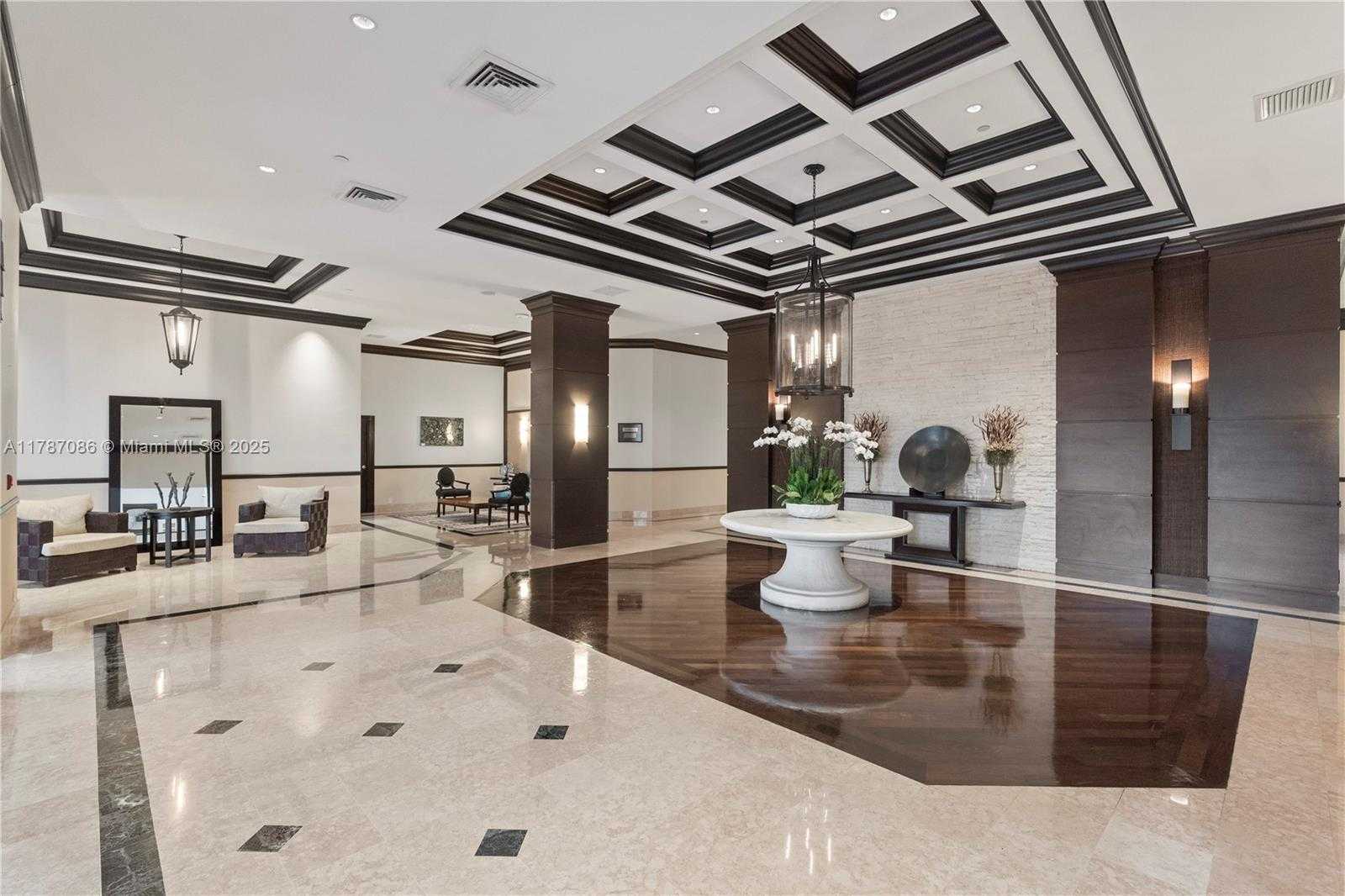 Small Image of 3600 YACHT CLUB DR #2001, Aventura Number 37