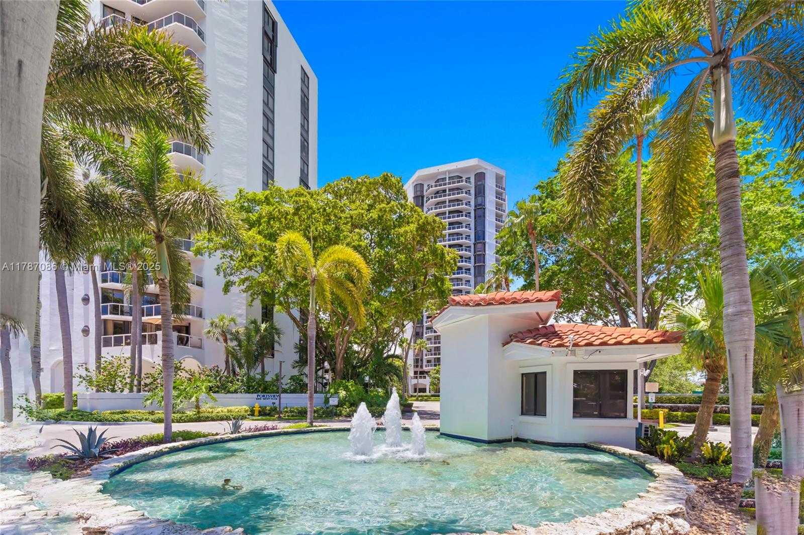 Small Image of 3600 YACHT CLUB DR #2001, Aventura Number 39