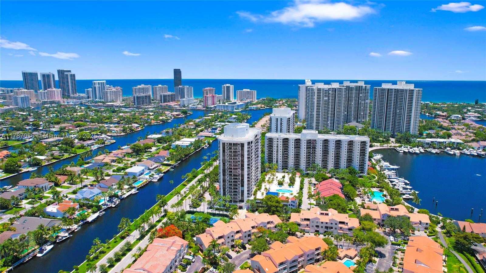 Small Image of 3600 YACHT CLUB DR #2001, Aventura Number 53