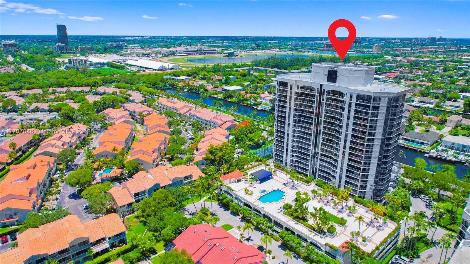 Small Image of 3600 YACHT CLUB DR #2001, Aventura Number 56
