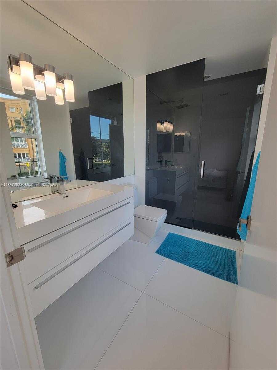 Small Image of 90 ALTON RD #TH-1, Miami Beach Number 25