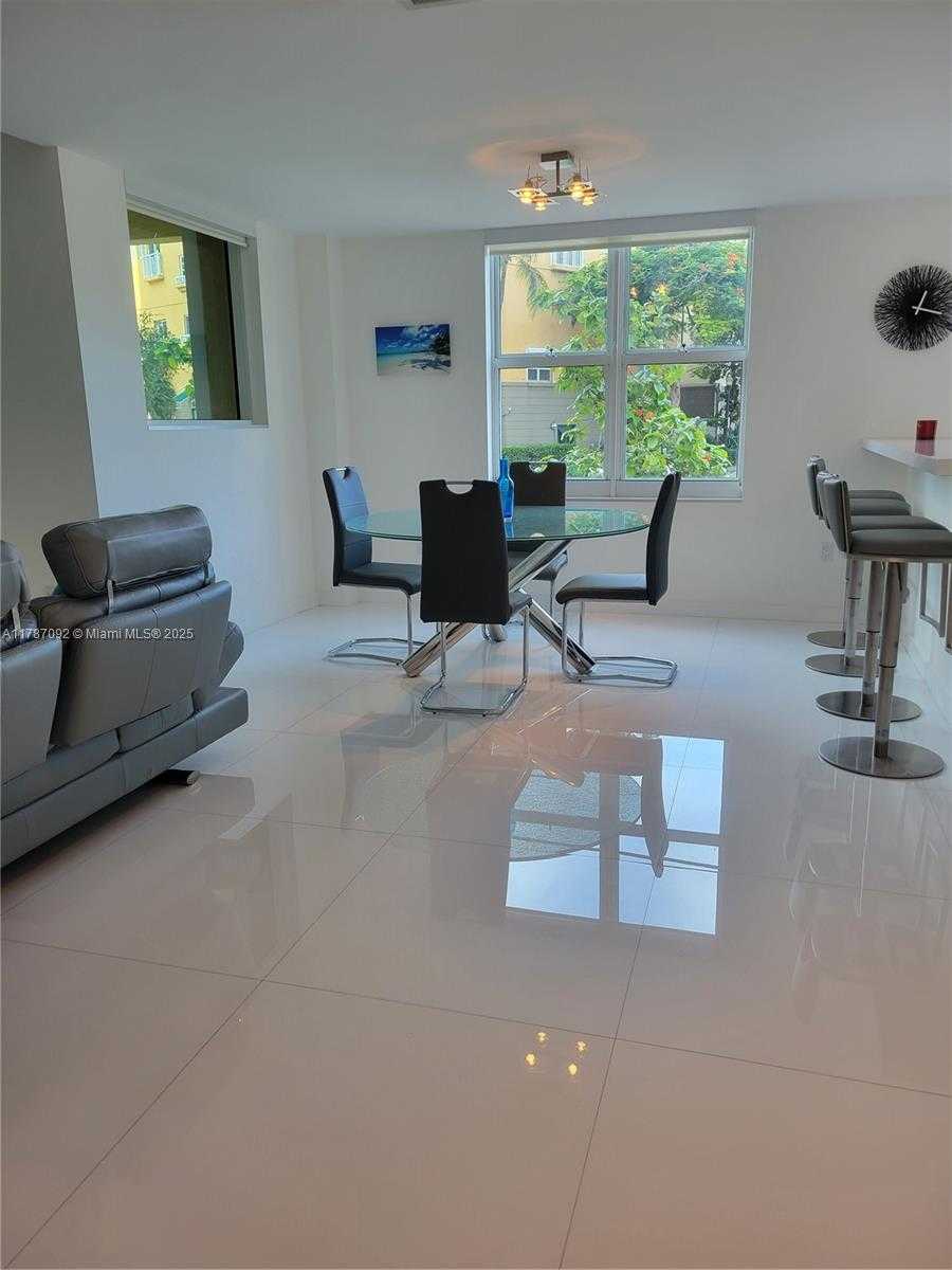 Small Image of 90 ALTON RD #TH-1, Miami Beach Number 5