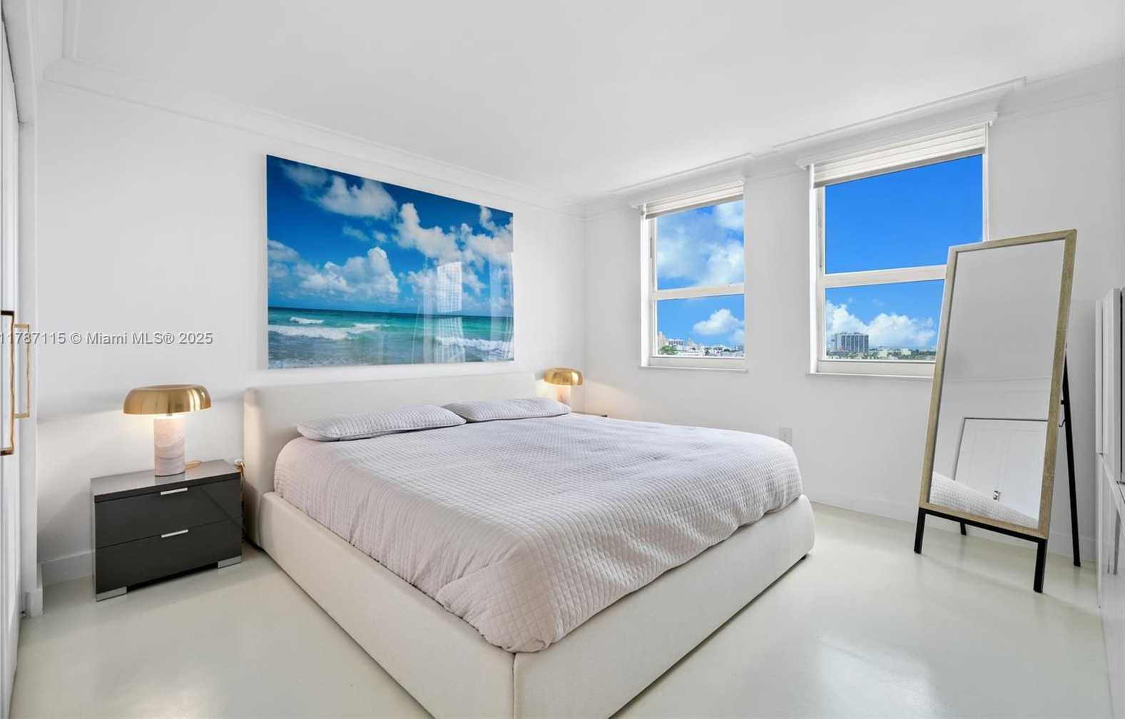 Small Image of 90 ALTON RD #907, Miami Beach Number 4