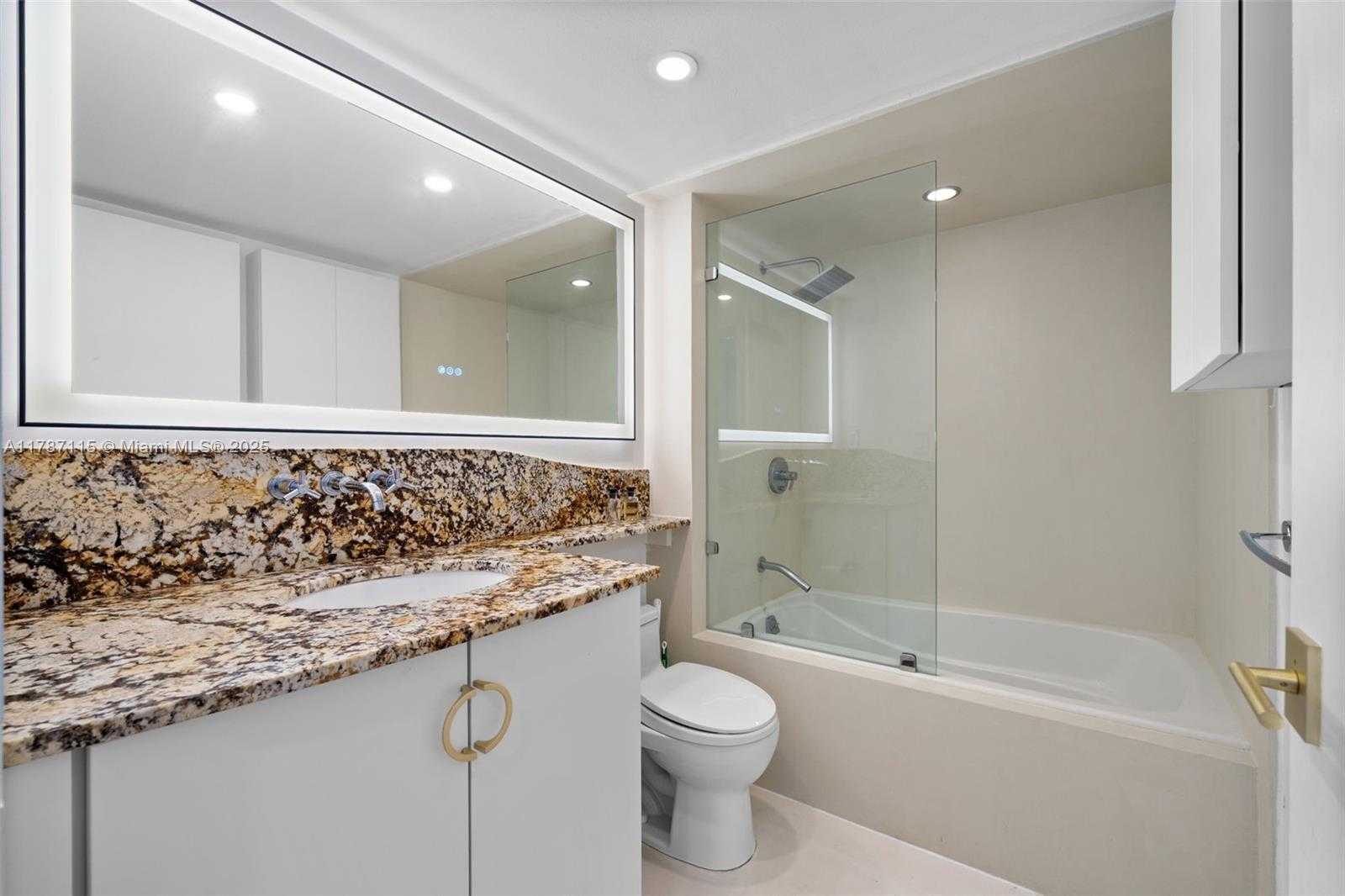 Small Image of 90 ALTON RD #907, Miami Beach Number 6