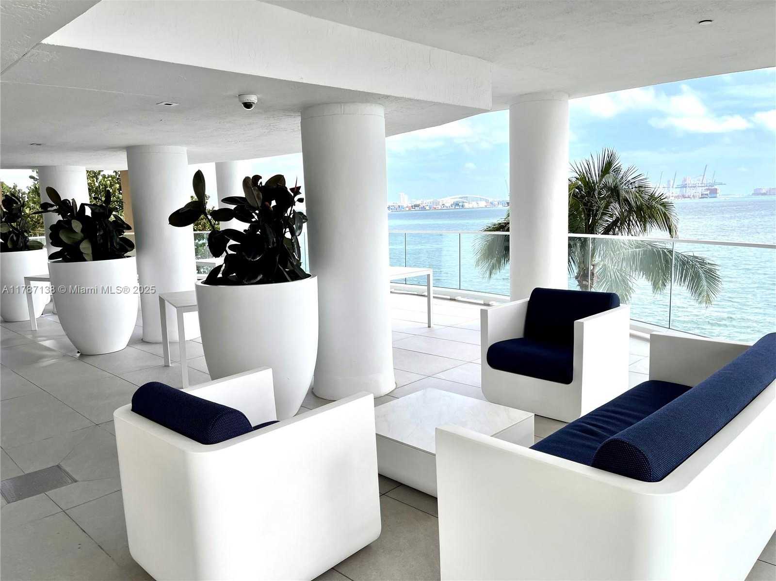 Small Image of 770 CLAUGHTON ISLAND DR #1405, Miami Number 19
