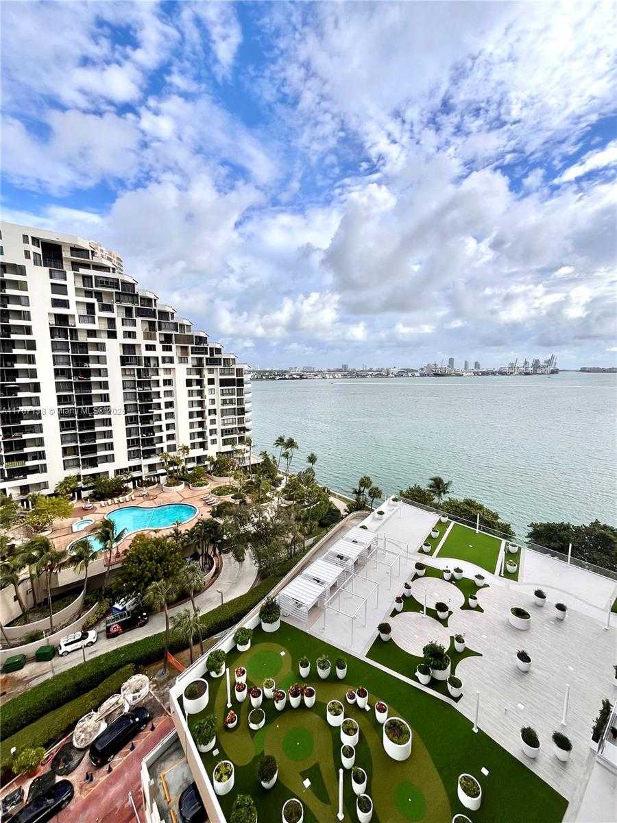 Small Image of 770 CLAUGHTON ISLAND DR #1405, Miami Number 8