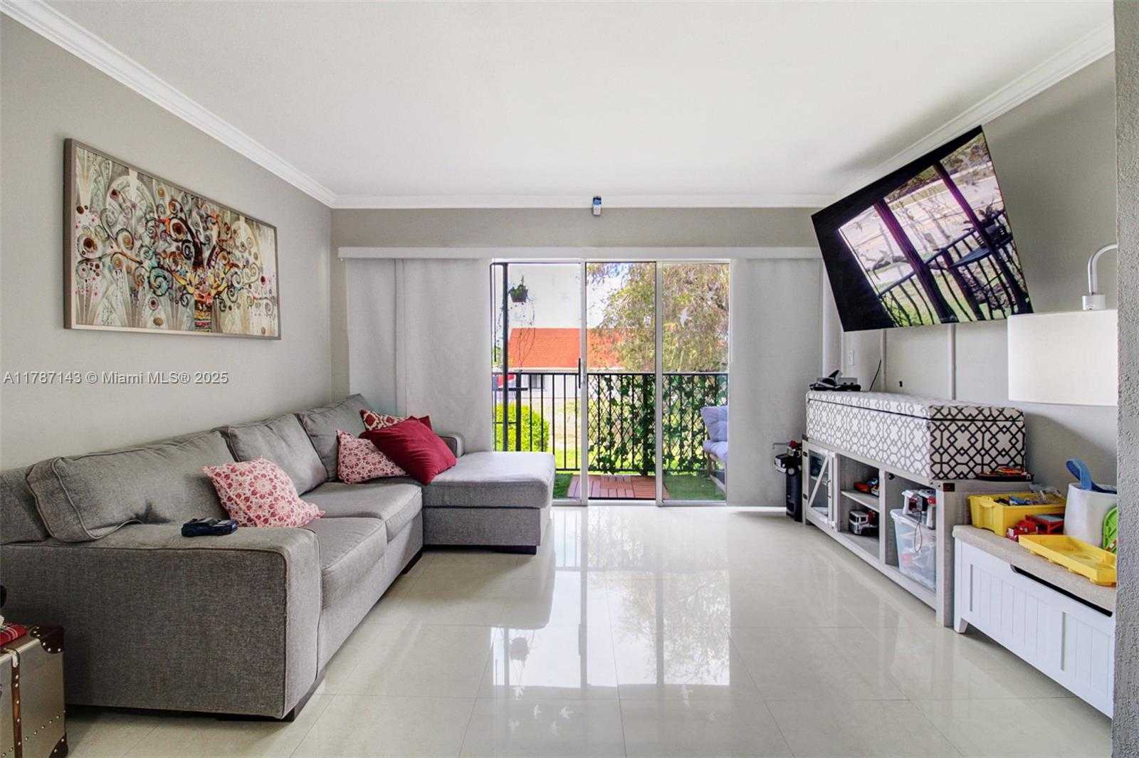 Small Image of 301 NORTH WEST 109TH AVE #201, Miami Number 4
