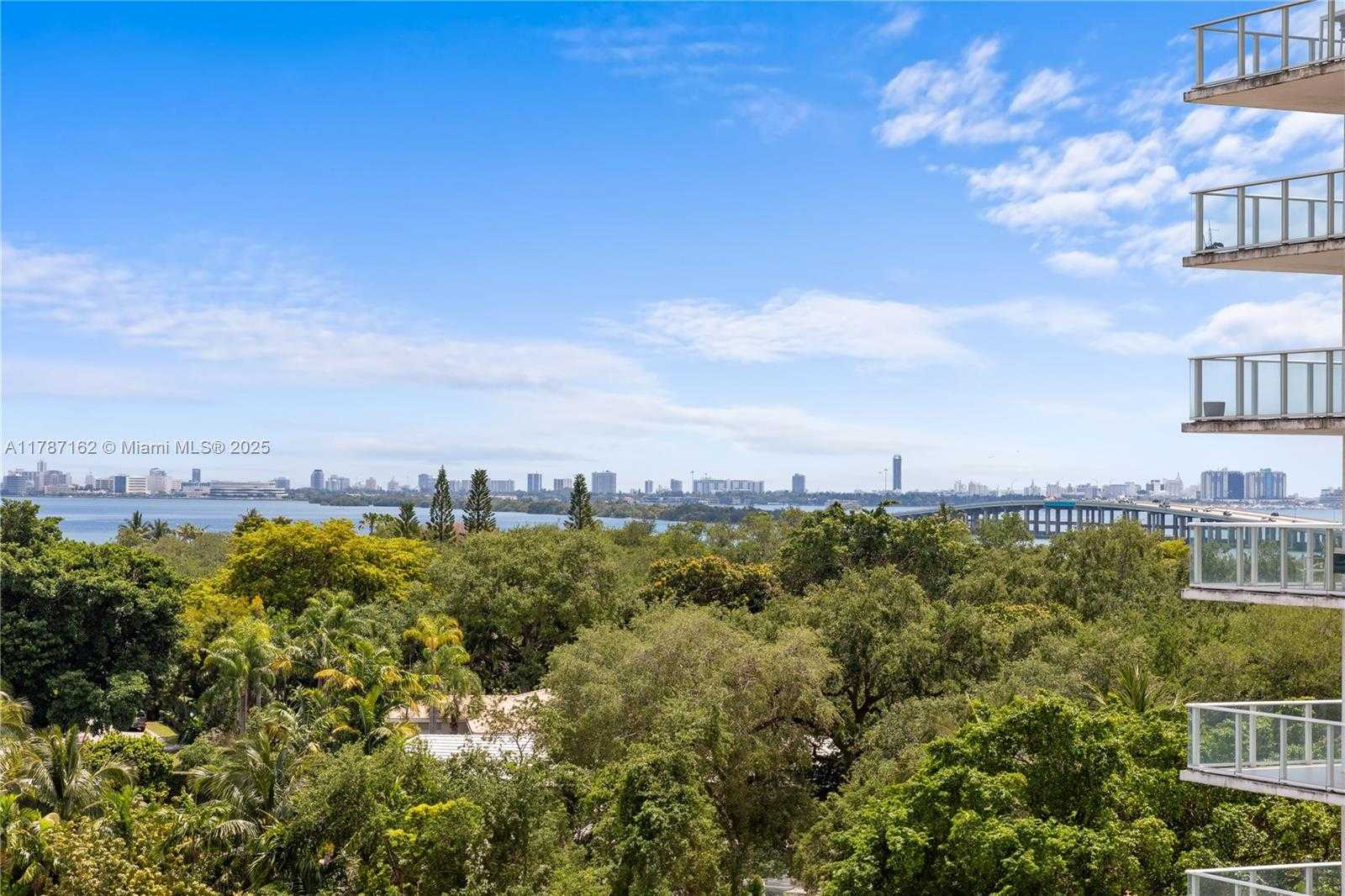 Small Image of 4250 BISCAYNE BLVD #709, Miami Number 11