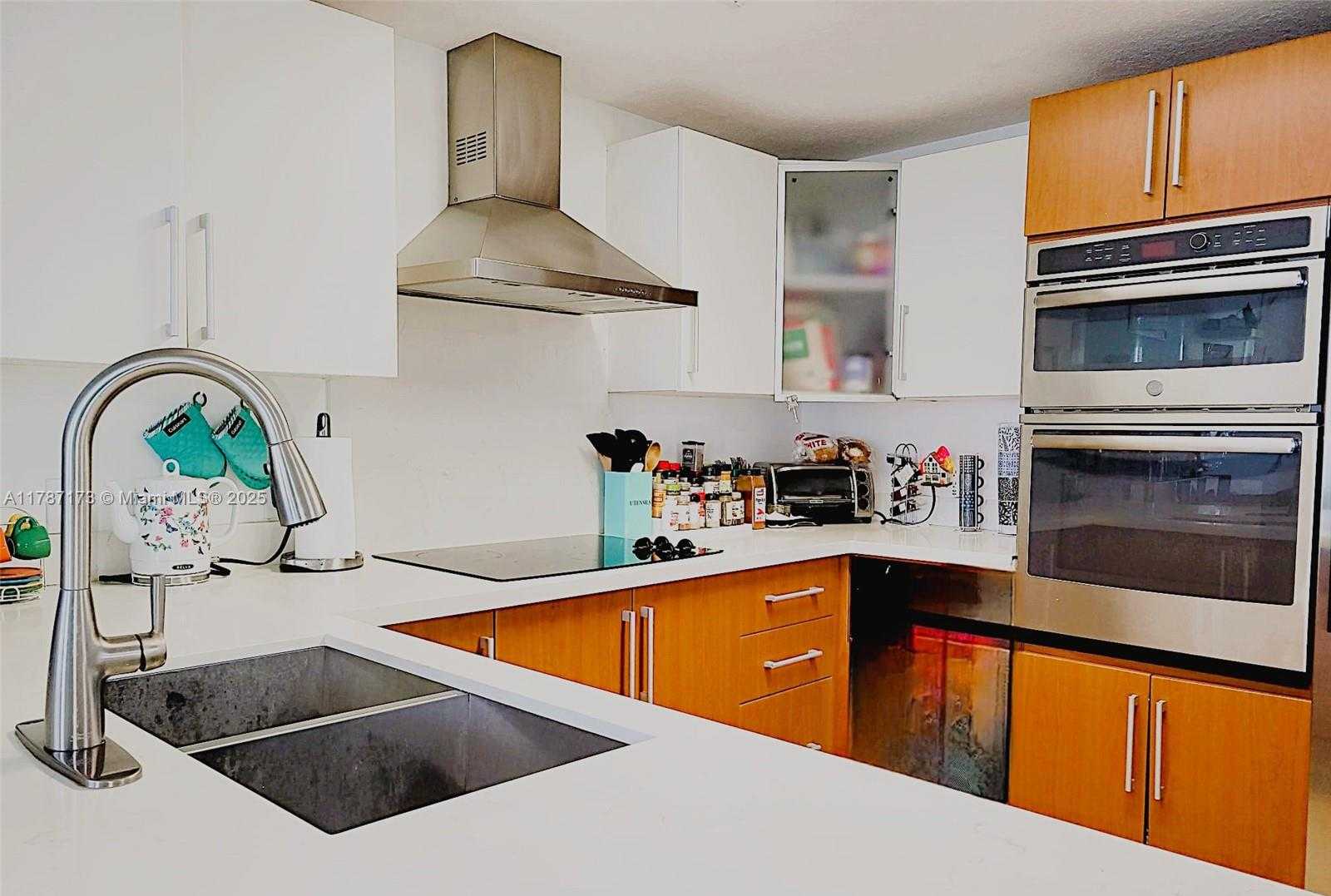 Small Image of 170 #2907, Miami Number 12