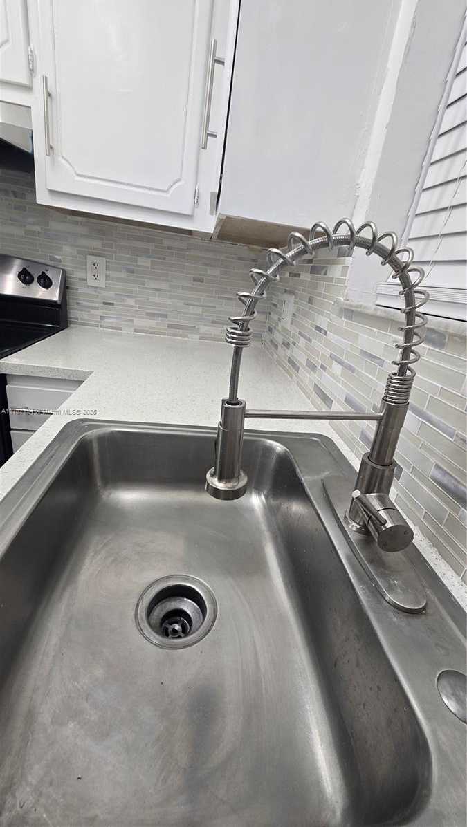 Small Image of 13500 NORTH EAST 3RD CT #114, North Miami Number 12