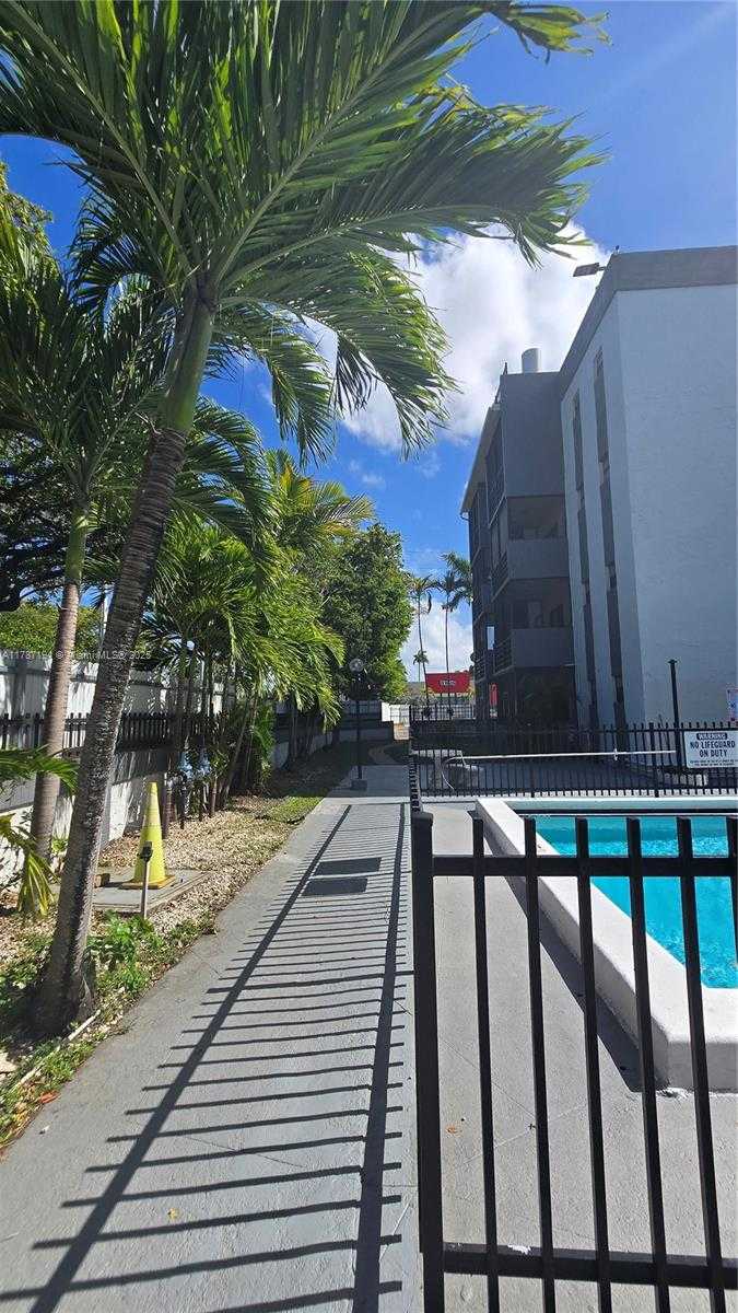 Small Image of 13500 NORTH EAST 3RD CT #114, North Miami Number 34