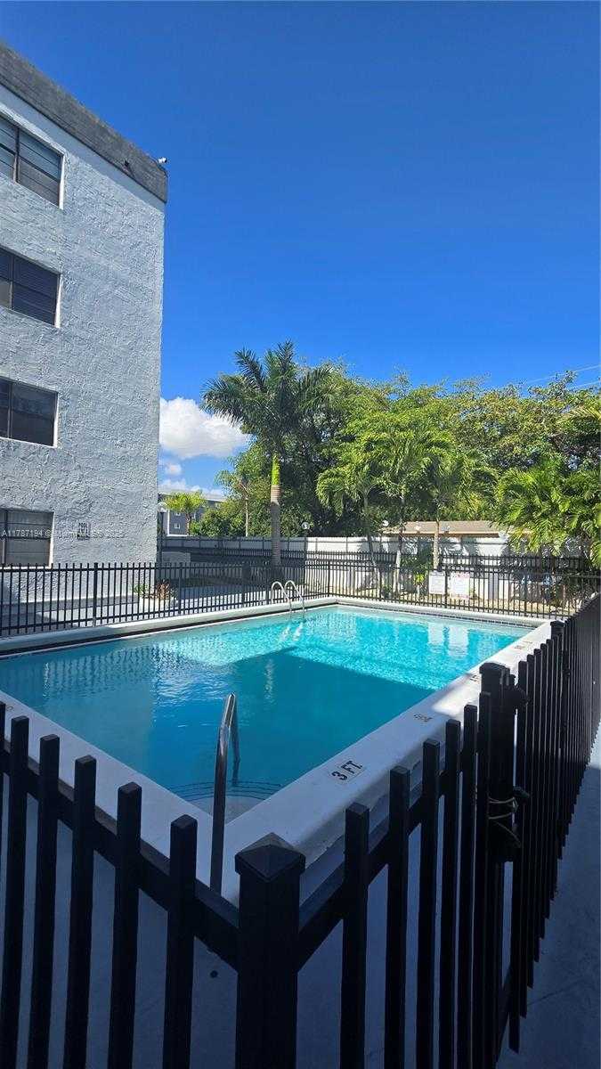 Small Image of 13500 NORTH EAST 3RD CT #114, North Miami Number 38