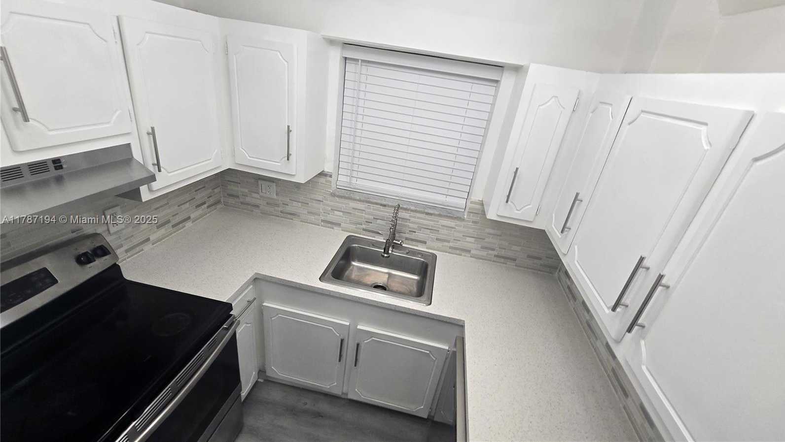 Small Image of 13500 NORTH EAST 3RD CT #114, North Miami Number 41