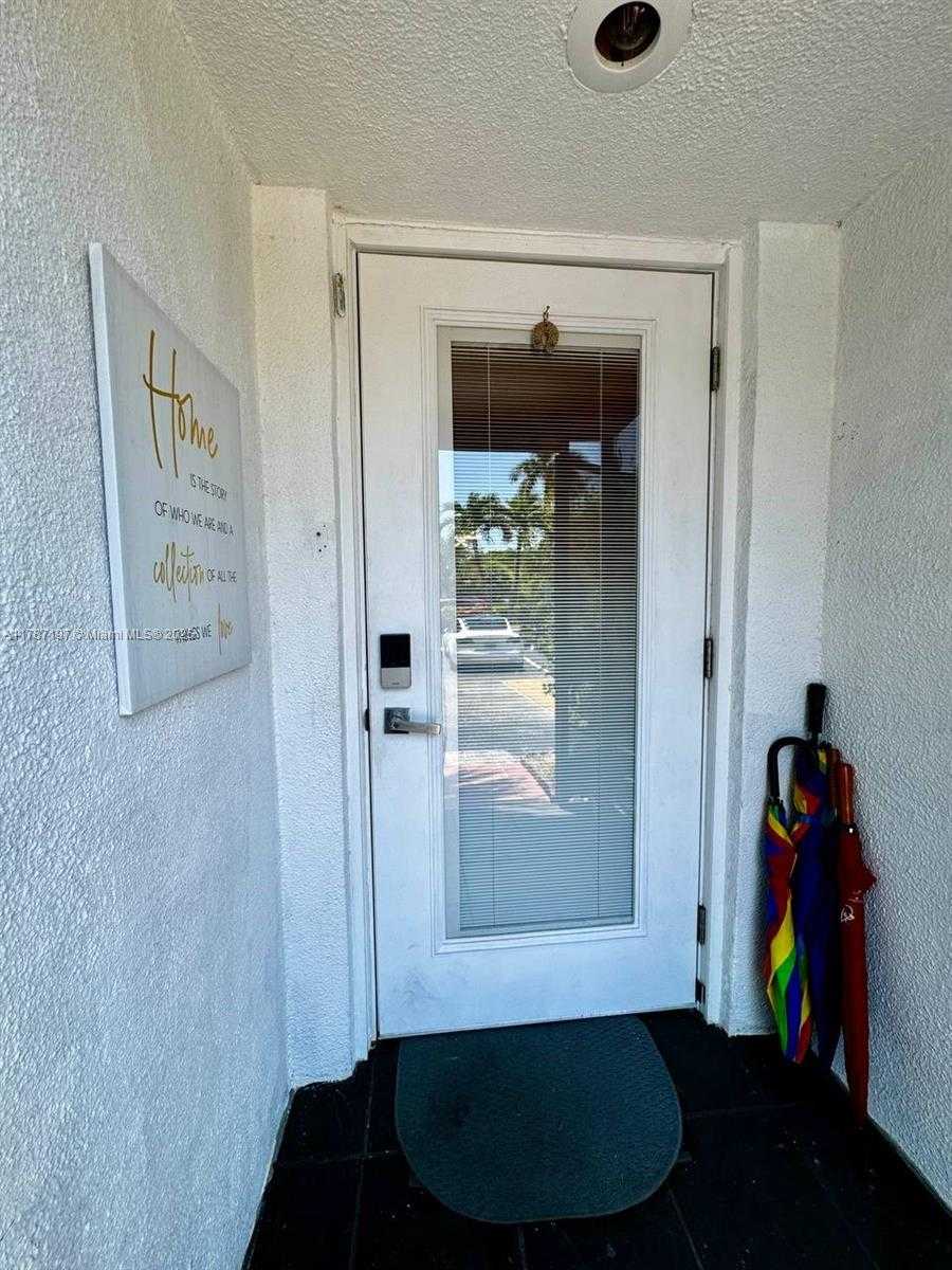 Small Image of 1001 THREE ISLANDS BLVD #331, Hallandale Beach Number 2