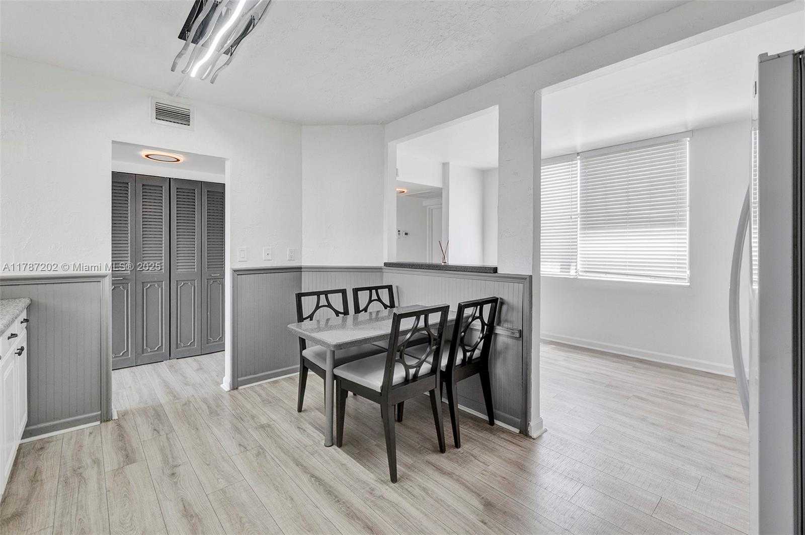 Small Image of 20401 NORTH EAST 30TH AVE #414-8, Aventura Number 14