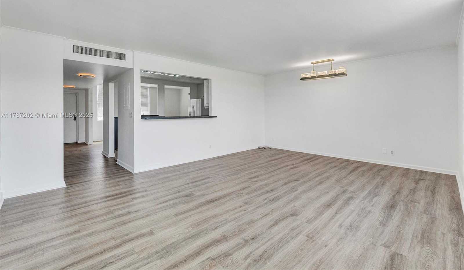 Small Image of 20401 NORTH EAST 30TH AVE #414-8, Aventura Number 27