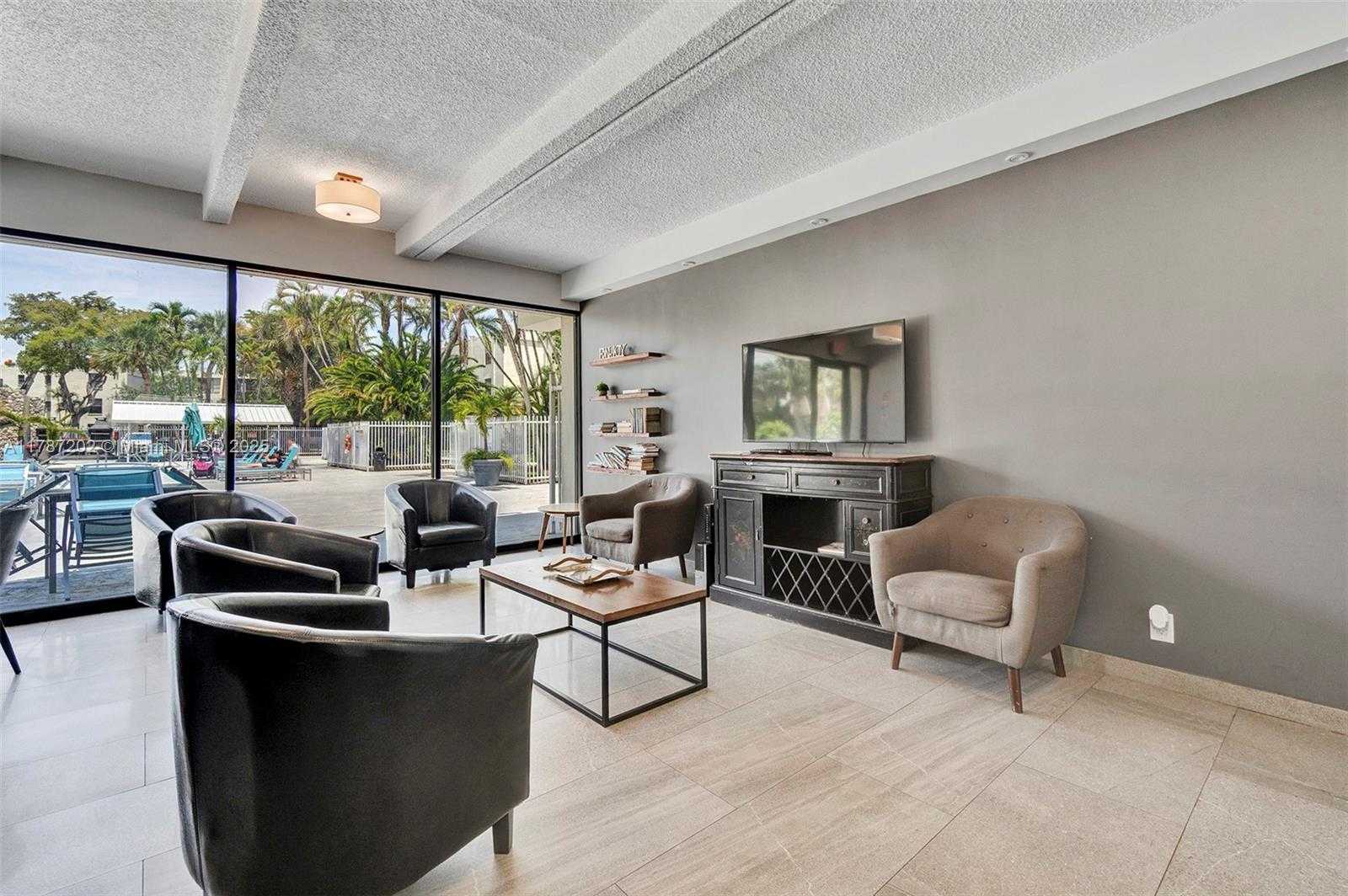 Small Image of 20401 NORTH EAST 30TH AVE #414-8, Aventura Number 39