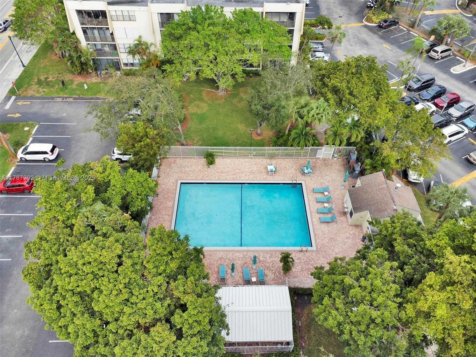 Small Image of 20401 NORTH EAST 30TH AVE #414-8, Aventura Number 41