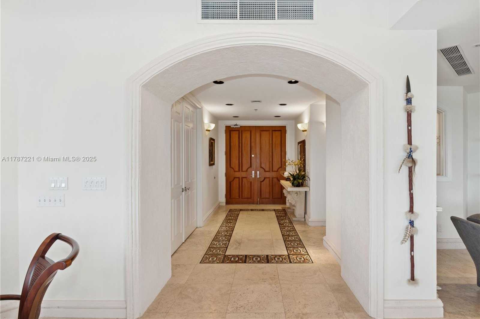 Small Image of 13645 Deering Bay Dr, Coral Gables, FL 33158, USA Number 2