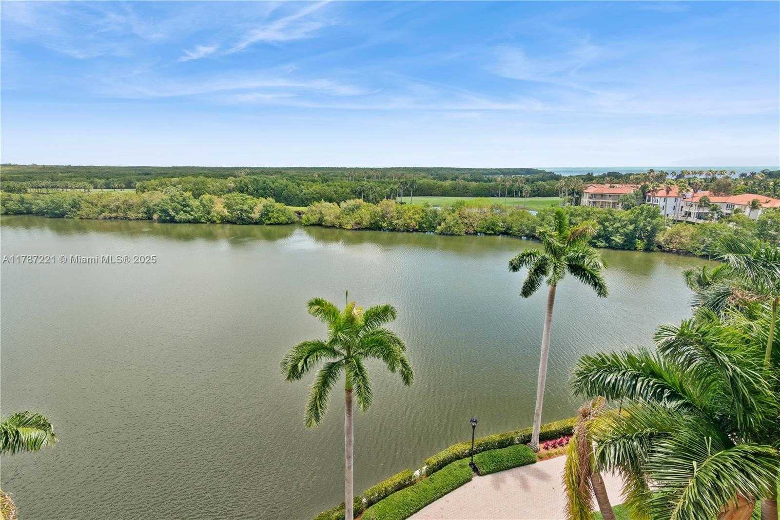 Small Image of 13645 Deering Bay Dr, Coral Gables, FL 33158, USA Number 29