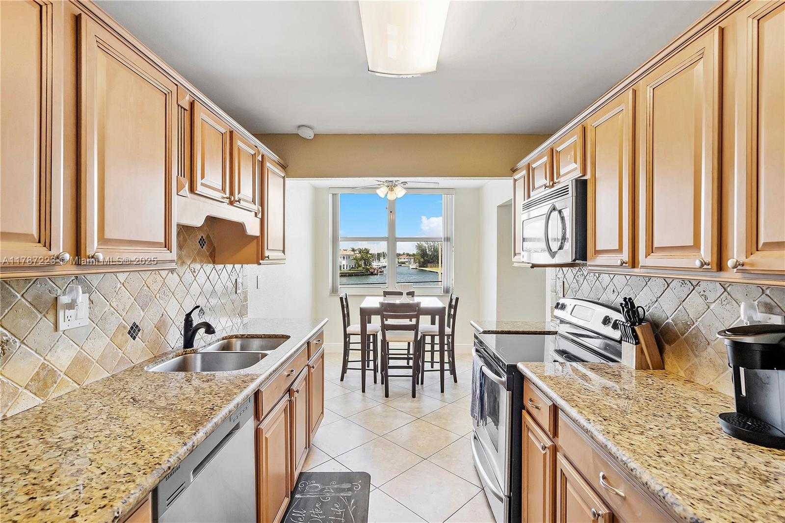 Small Image of 1401 SOUTH OCEAN DR #301, Hollywood Number 10