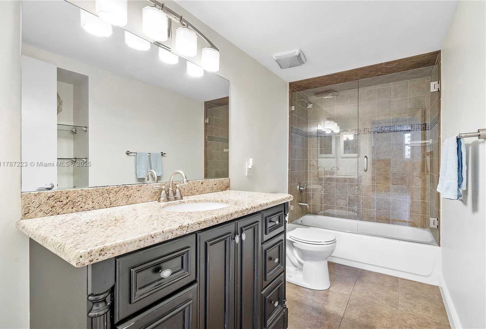 Small Image of 1401 SOUTH OCEAN DR #301, Hollywood Number 27