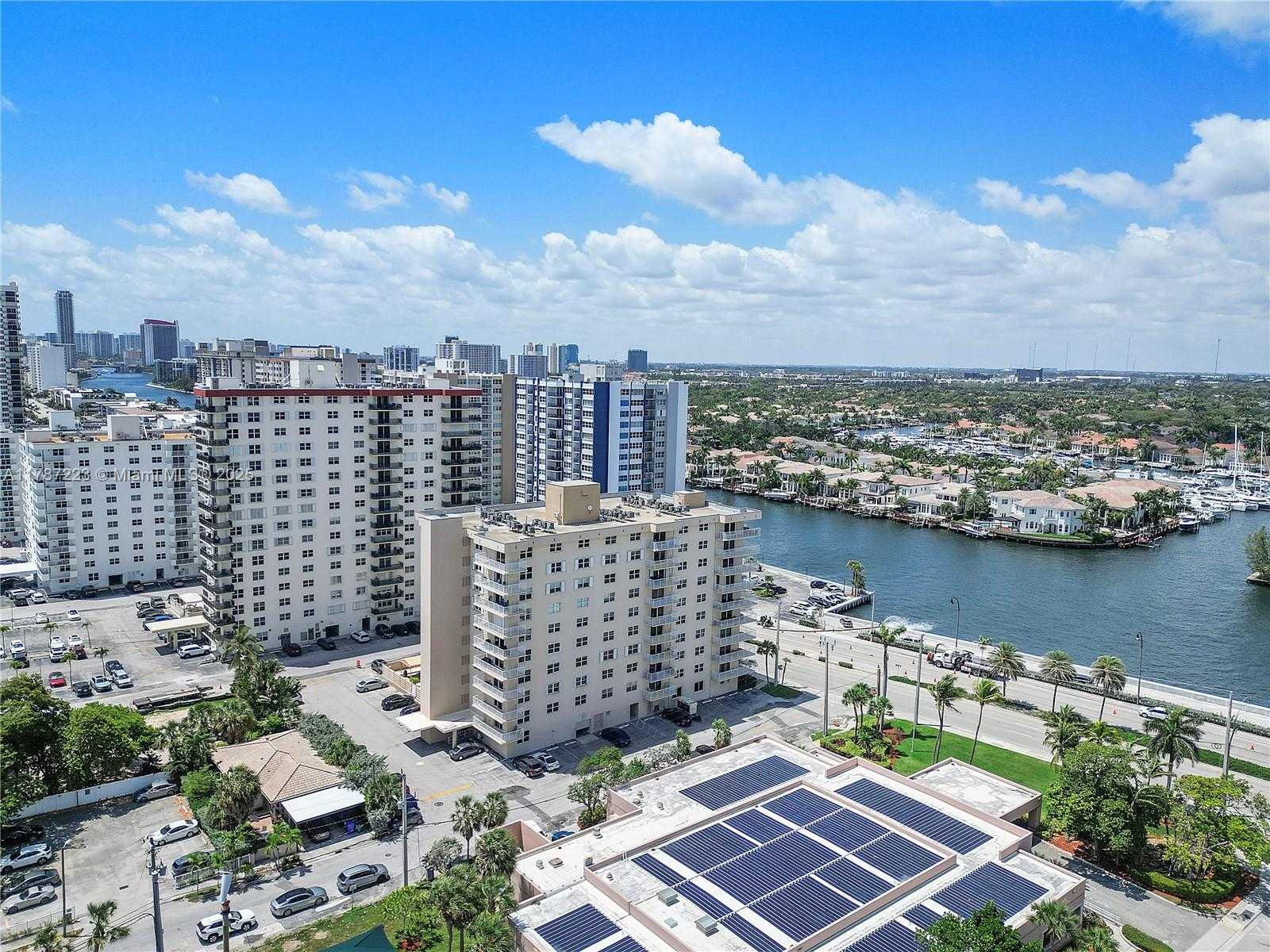 Small Image of 1401 SOUTH OCEAN DR #301, Hollywood Number 5