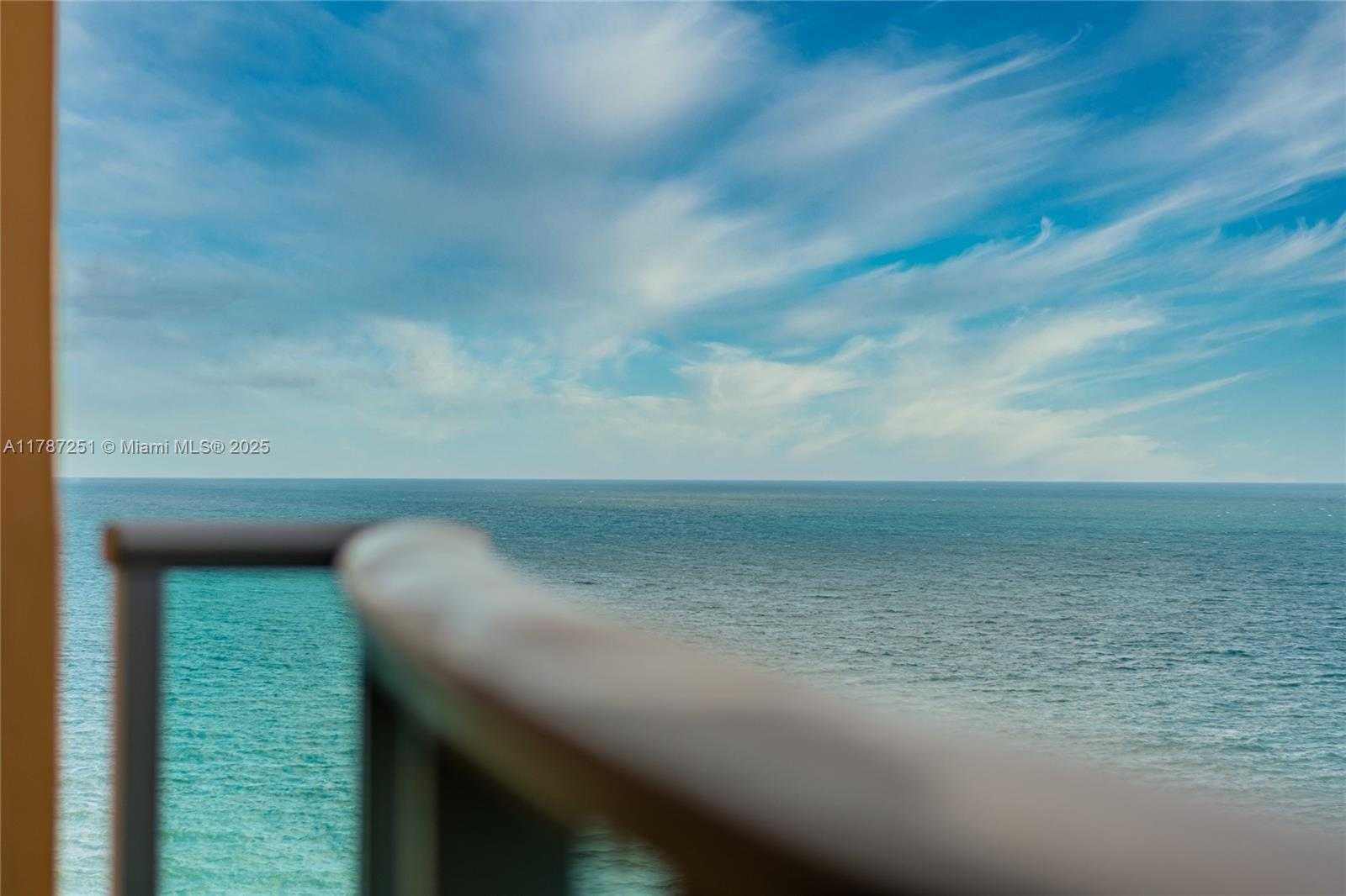 Small Image of 2501 SOUTH OCEAN DR #1617, Hollywood Number 2