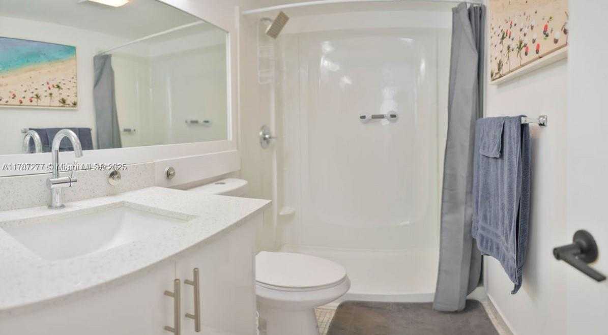 Small Image of 8901 HOLLYBROOK #206, Hollywood Number 14