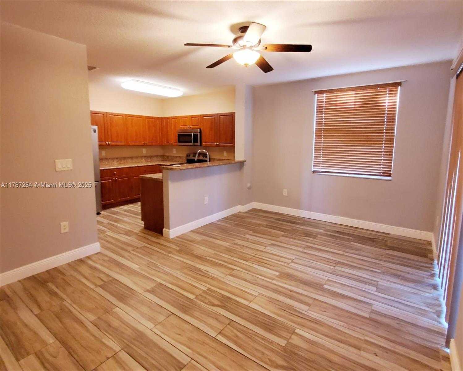 Small Image of 9219 SOUTH WEST 227TH ST #12, Cutler Bay Number 8