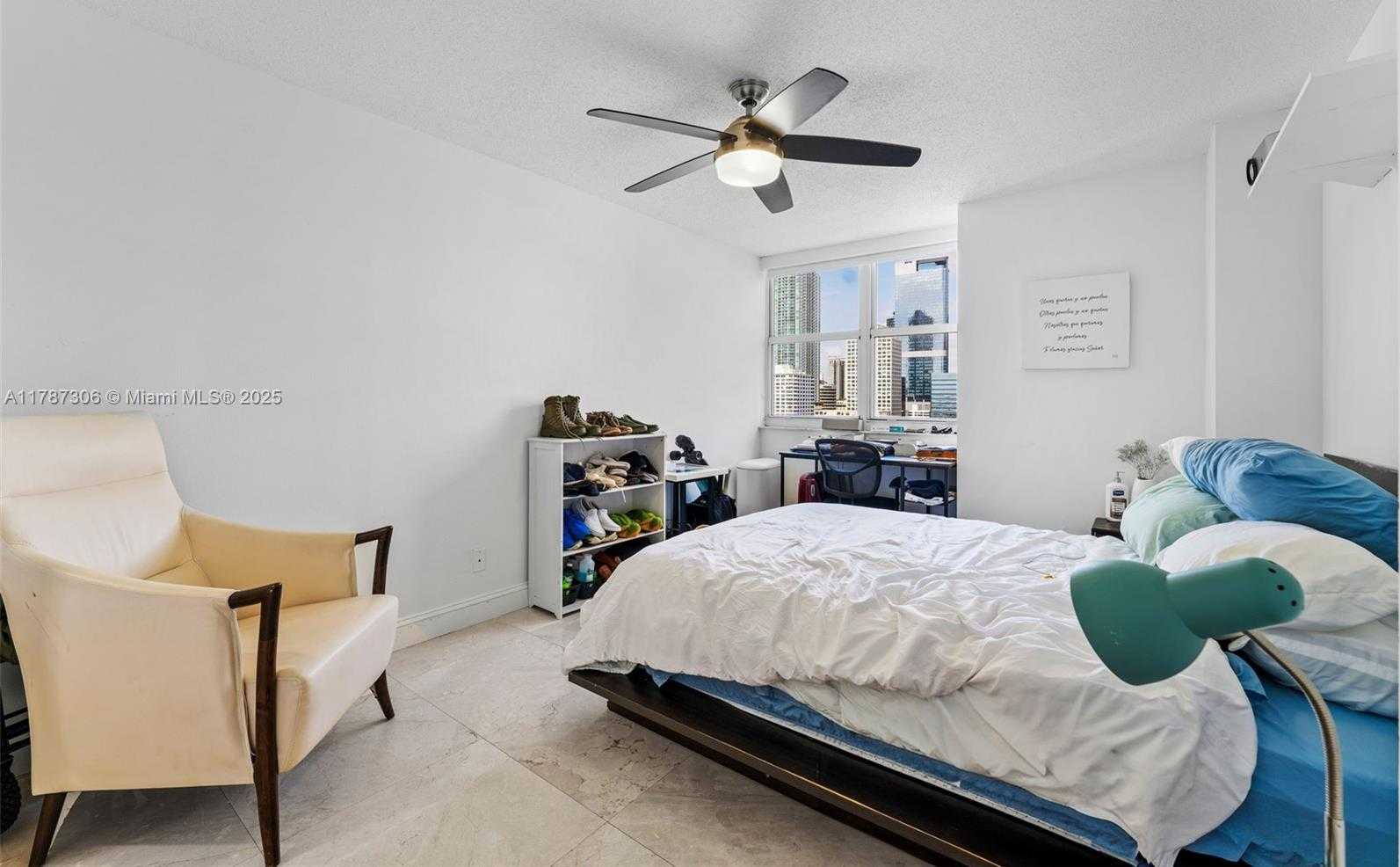 Small Image of 770 CLAUGHTON ISLAND DR #1501, Miami Number 15