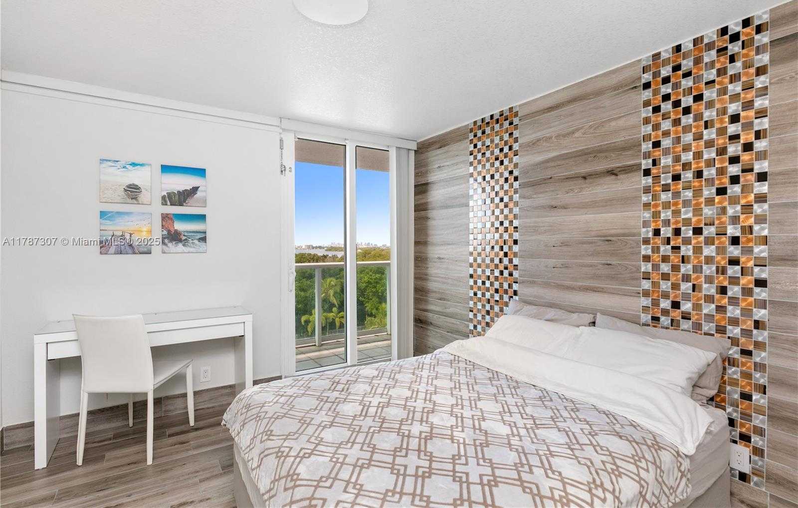 Small Image of 100 BAYVIEW DR #625, Sunny Isles Beach Number 15