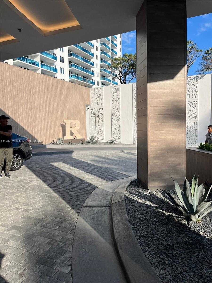 Small Image of 2301 COLLINS AVE #628, Miami Beach Number 12