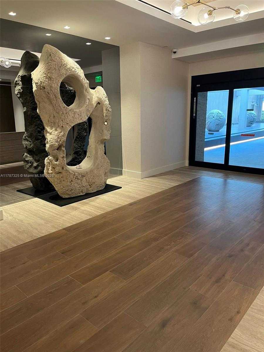 Small Image of 2301 COLLINS AVE #628, Miami Beach Number 17
