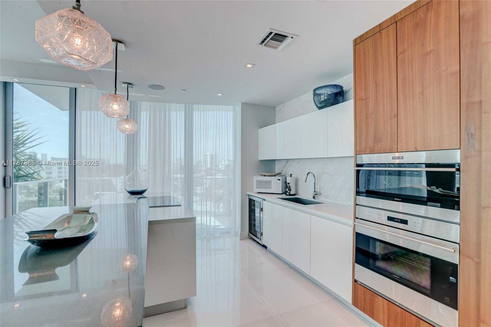 Small Image of 701 NORTH FORT LAUDERDALE BEACH BOULEVARD #405, Fort Lauderdale Number 20