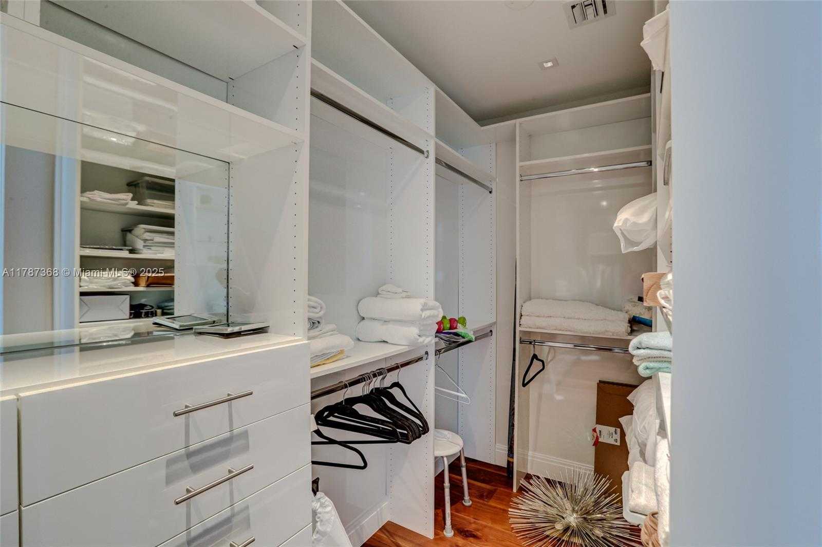 Small Image of 701 NORTH FORT LAUDERDALE BEACH BOULEVARD #405, Fort Lauderdale Number 34