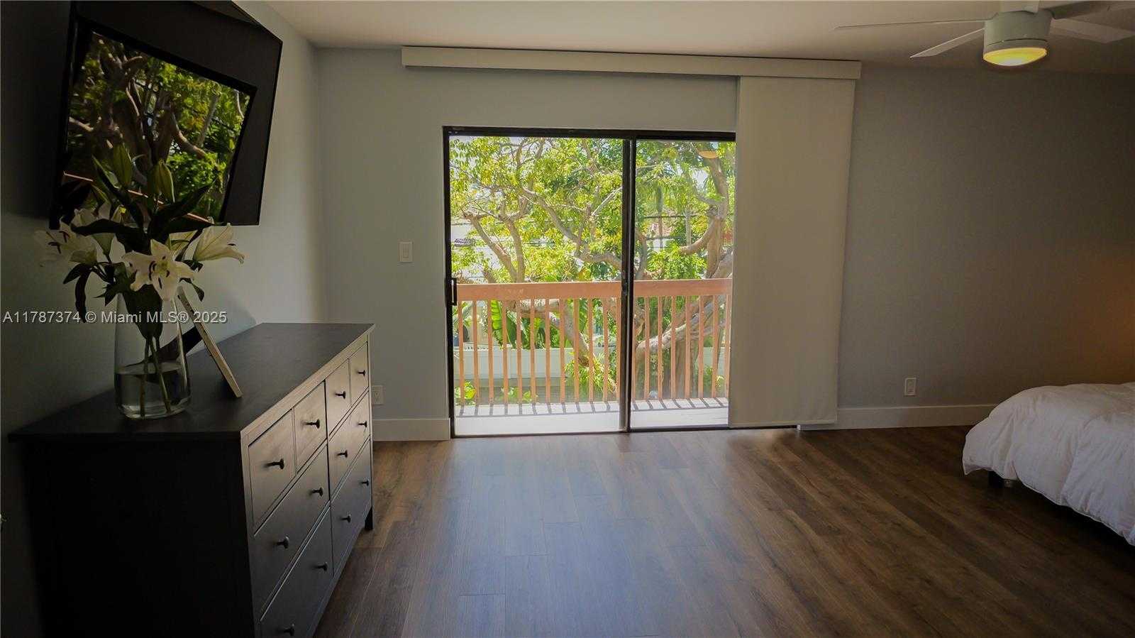 Small Image of 2520 NORTH EAST 9TH ST, Fort Lauderdale Number 20