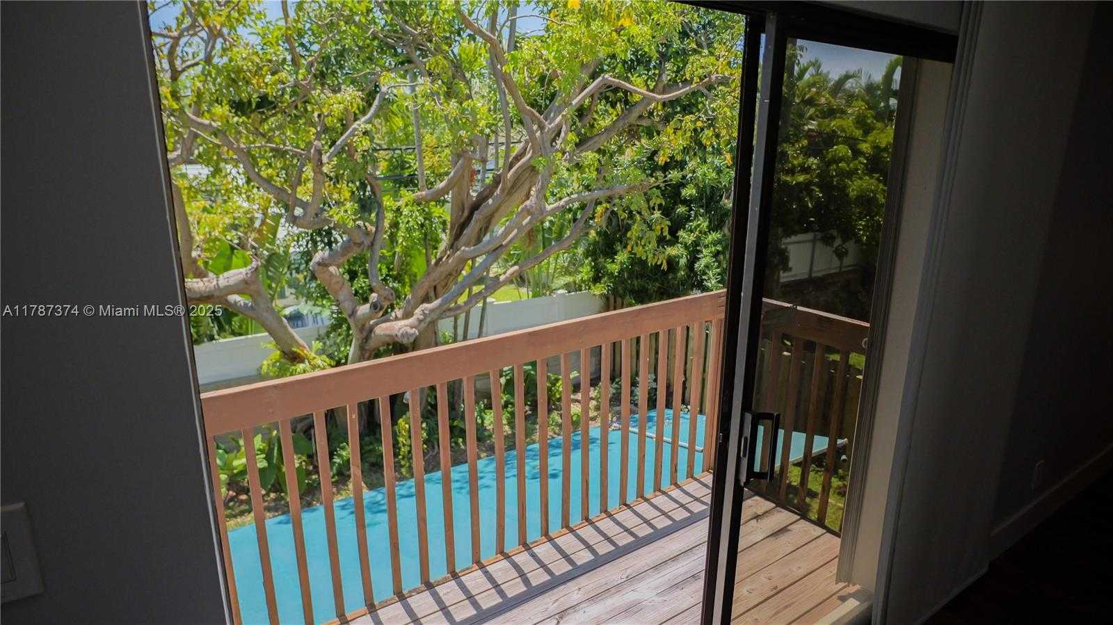Small Image of 2520 NORTH EAST 9TH ST, Fort Lauderdale Number 21