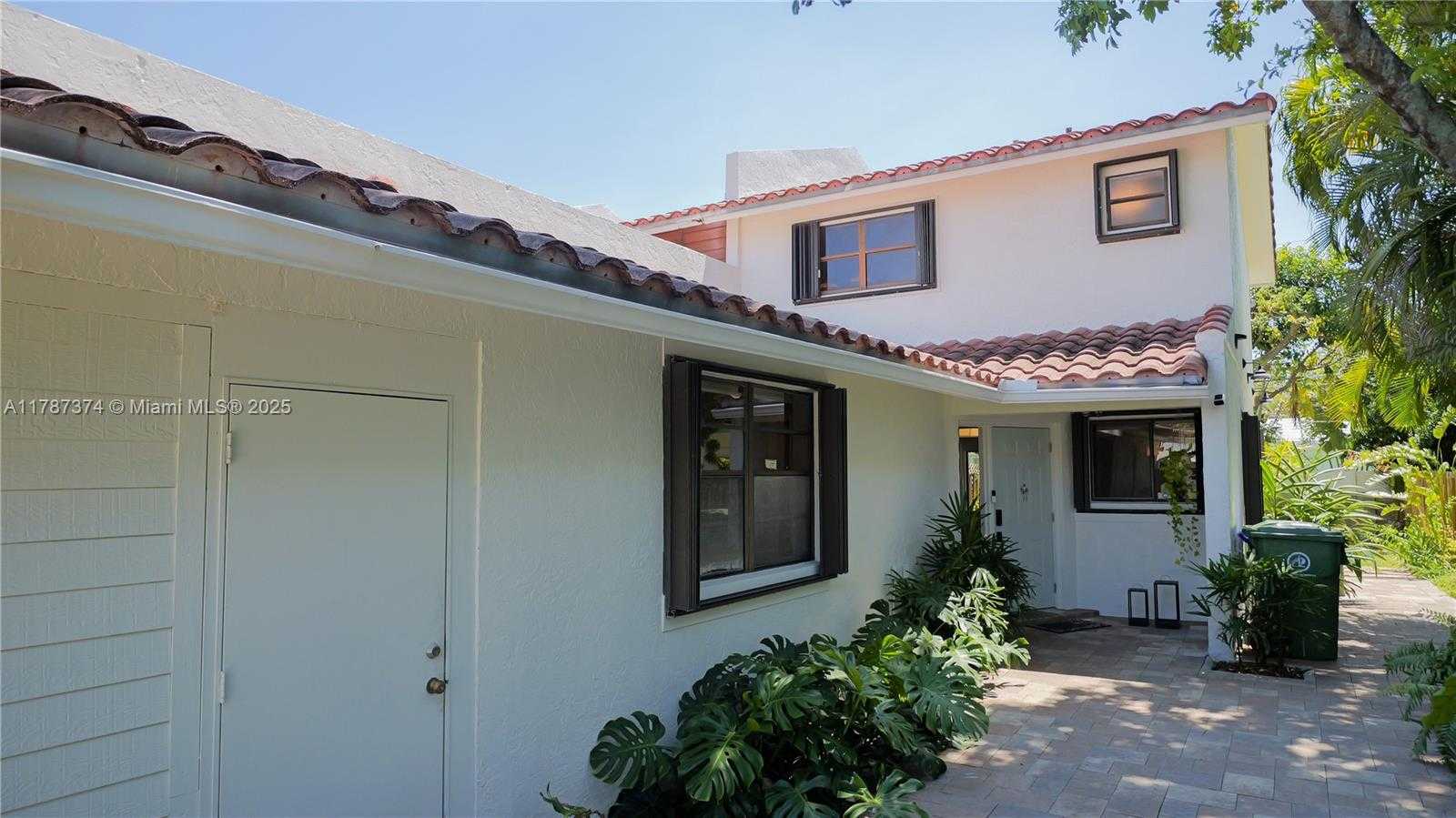Small Image of 2520 NORTH EAST 9TH ST, Fort Lauderdale Number 32