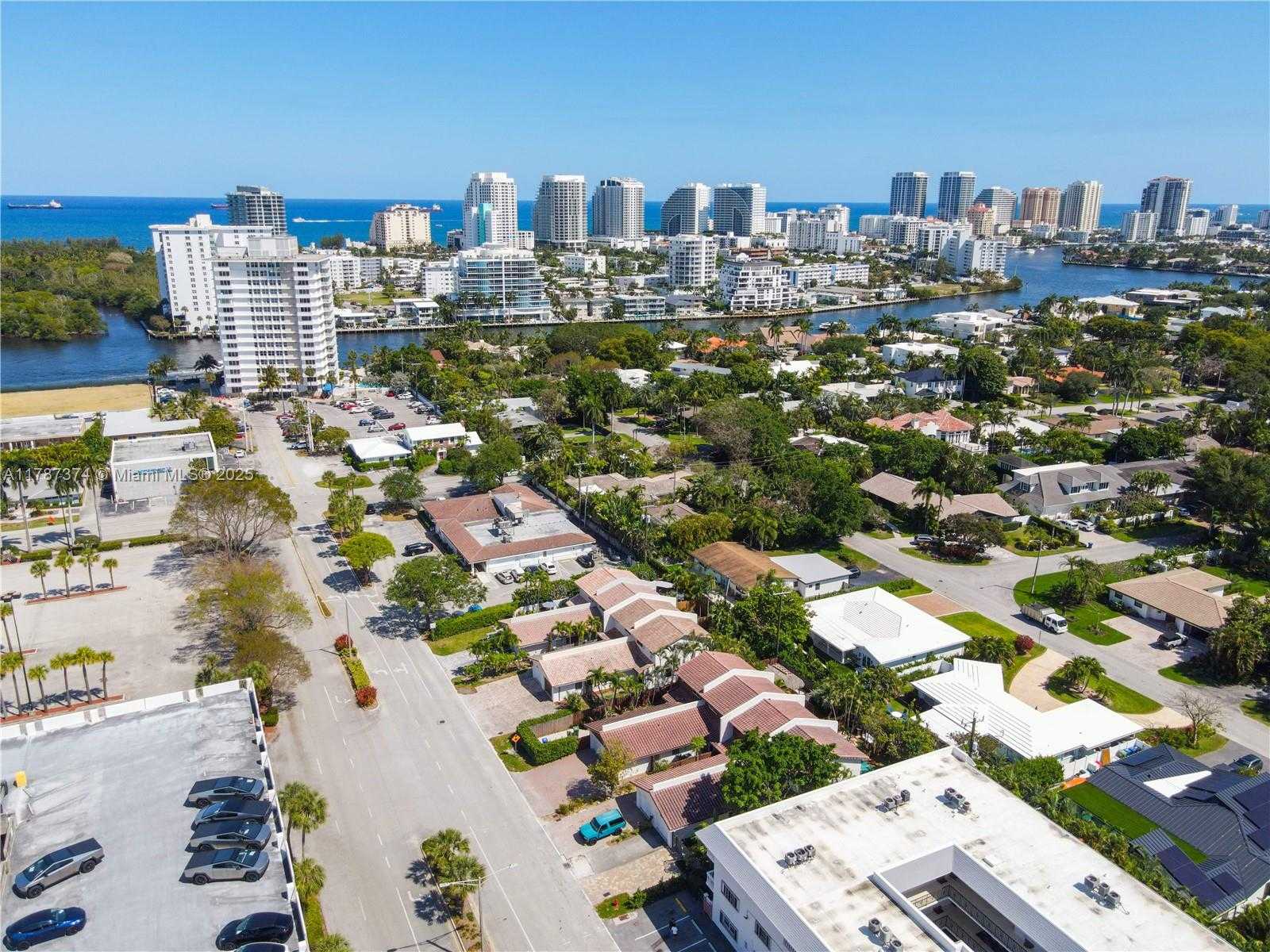 Small Image of 2520 NORTH EAST 9TH ST, Fort Lauderdale Number 40